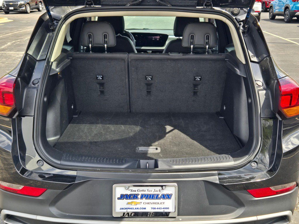 Used 2025 Buick Encore GX Preferred FWD image 13