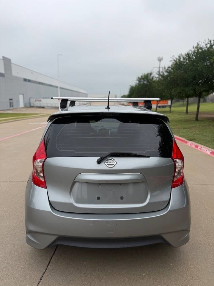 Used 2015 Nissan Versa Note SR w/ SR Convenience Package FWD image 4