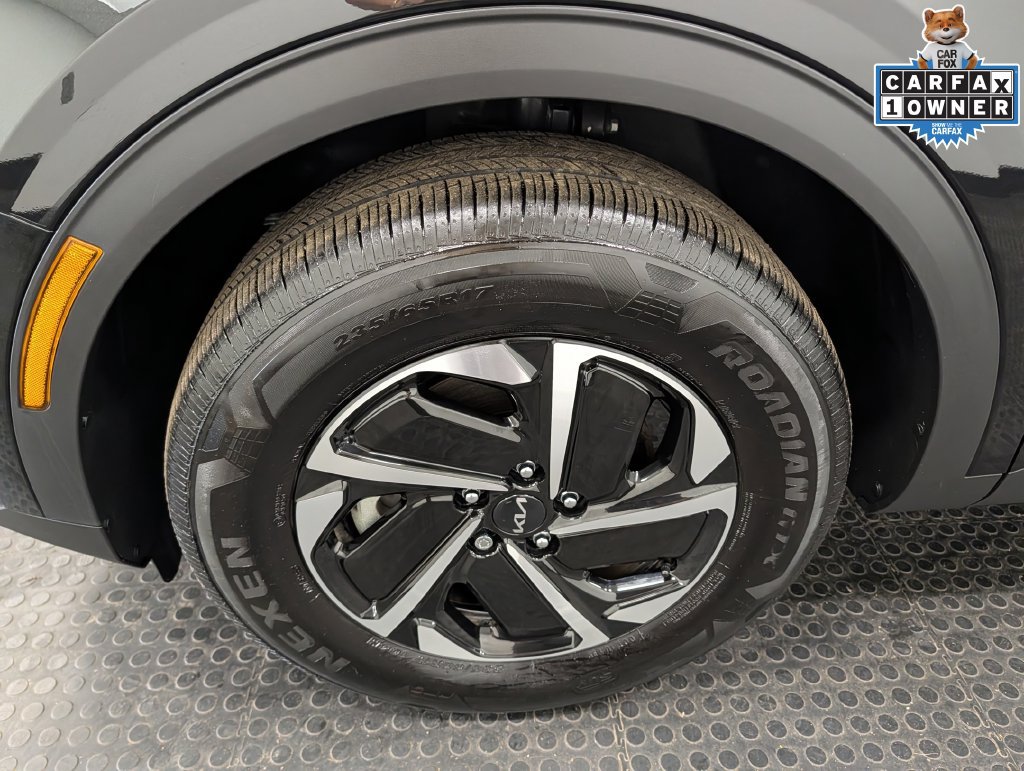 Certified 2025 Kia Sportage LX AWD/4WD image 7