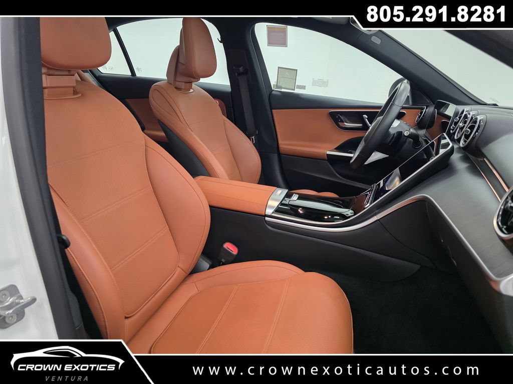 Used 2025 Mercedes-Benz C 300 Sedan image 13