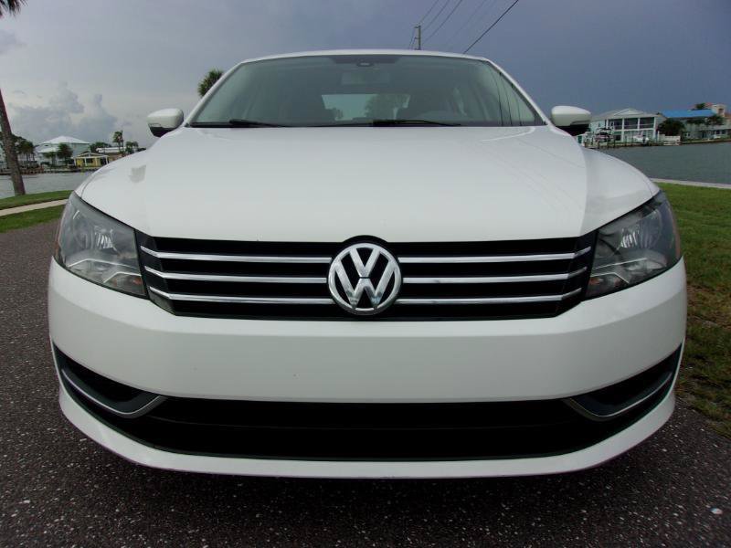 Used 2014 Volkswagen Passat 1.8T S FWD image 5