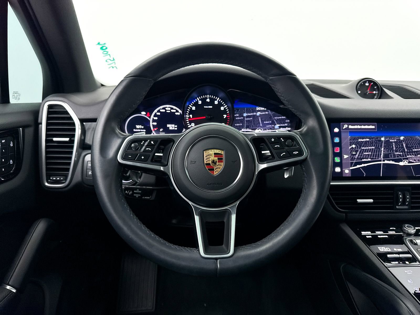 Used 2023 Porsche Cayenne Platinum Edition AWD/4WD image 4