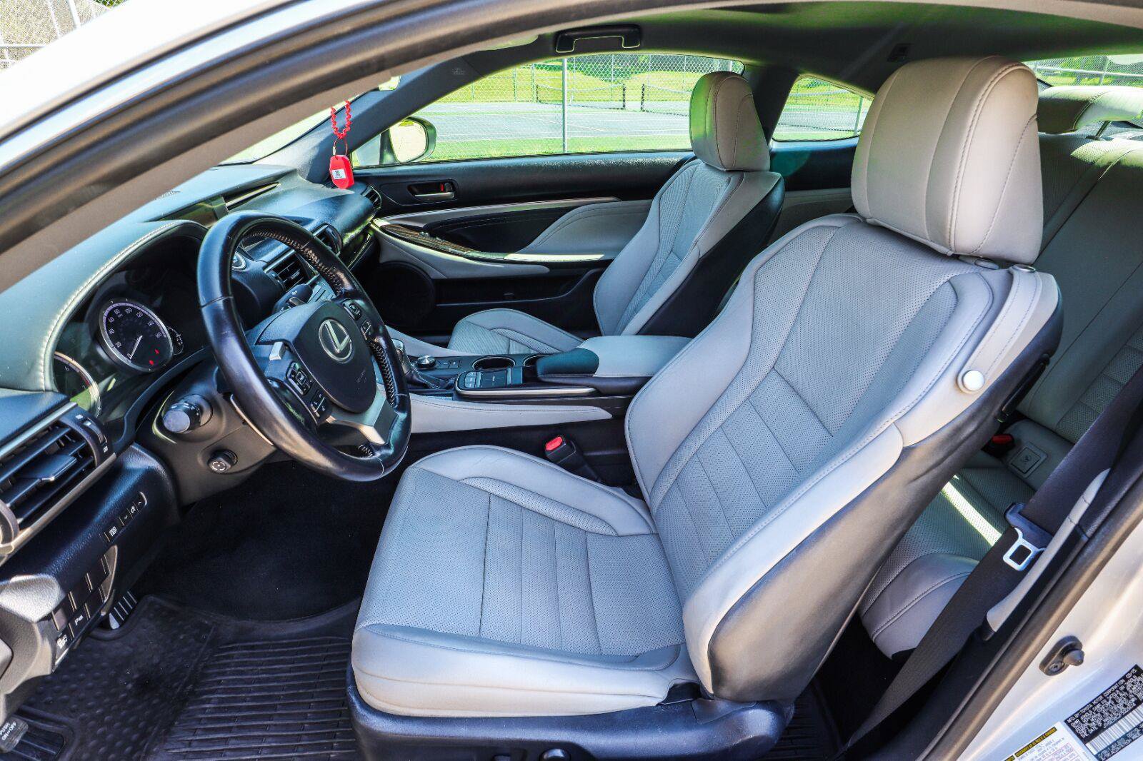 Used 2015 Lexus RC 350 AWD w/ Luxury Package image 38