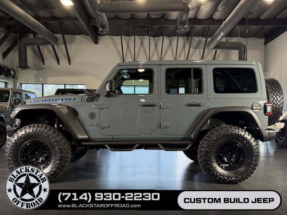 Used 2025 Jeep Wrangler Unlimited Rubicon 4xe w/ Convenience Group AWD/4WD image 15