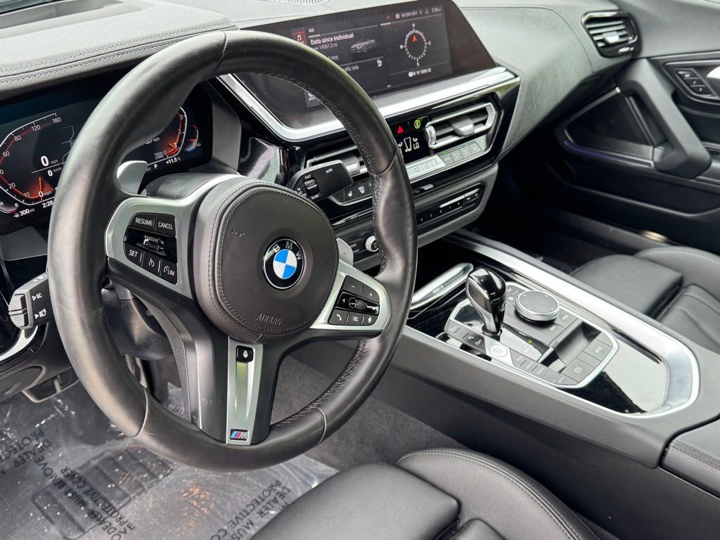 Used 2026 BMW Z4 sDrive30i RWD image 17