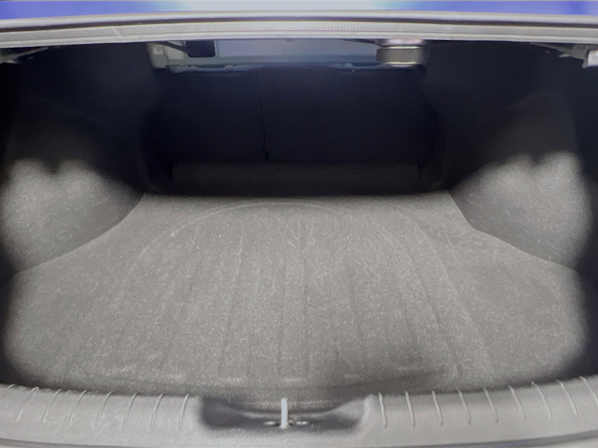 Used 2025 Hyundai Elantra Limited image 34