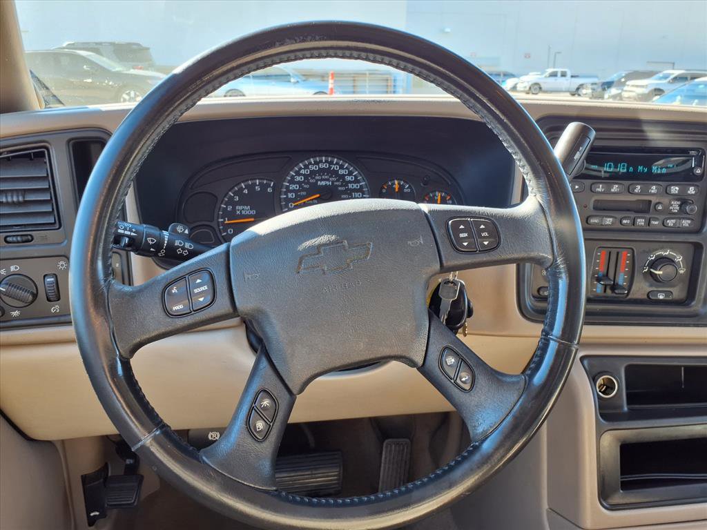 Used 2004 Chevrolet Suburban LS w/ Preferred Equipment Group image 11