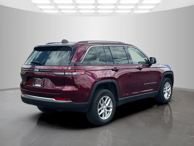 Certified 2023 Jeep Grand Cherokee Laredo AWD/4WD image 7