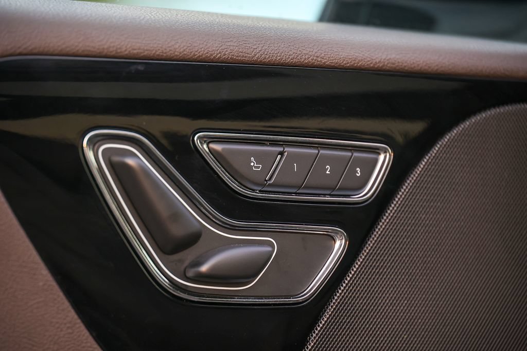 Used 2022 Lincoln Aviator AWD w/ Premium Package image 5
