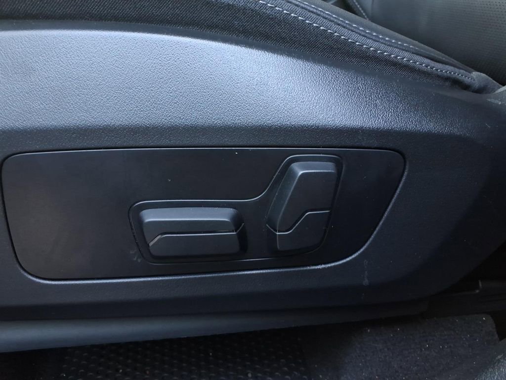 Used 2024 BMW X1 M35i w/ Premium Package image 26