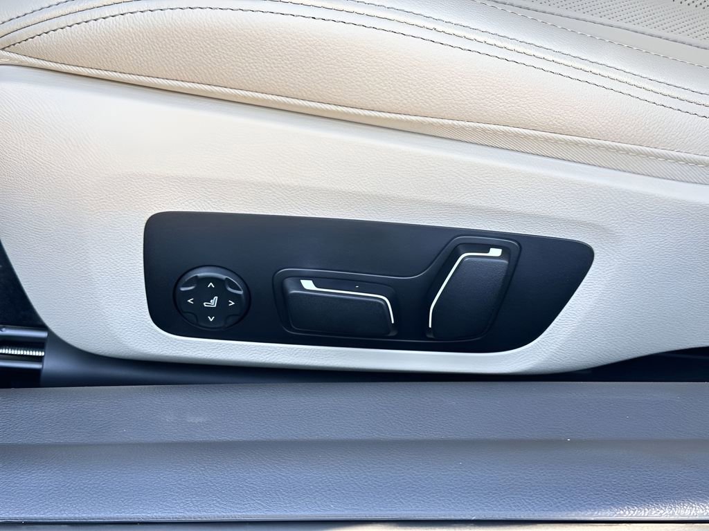 New 2026 BMW 230i Coupe w/ Convenience Package image 16