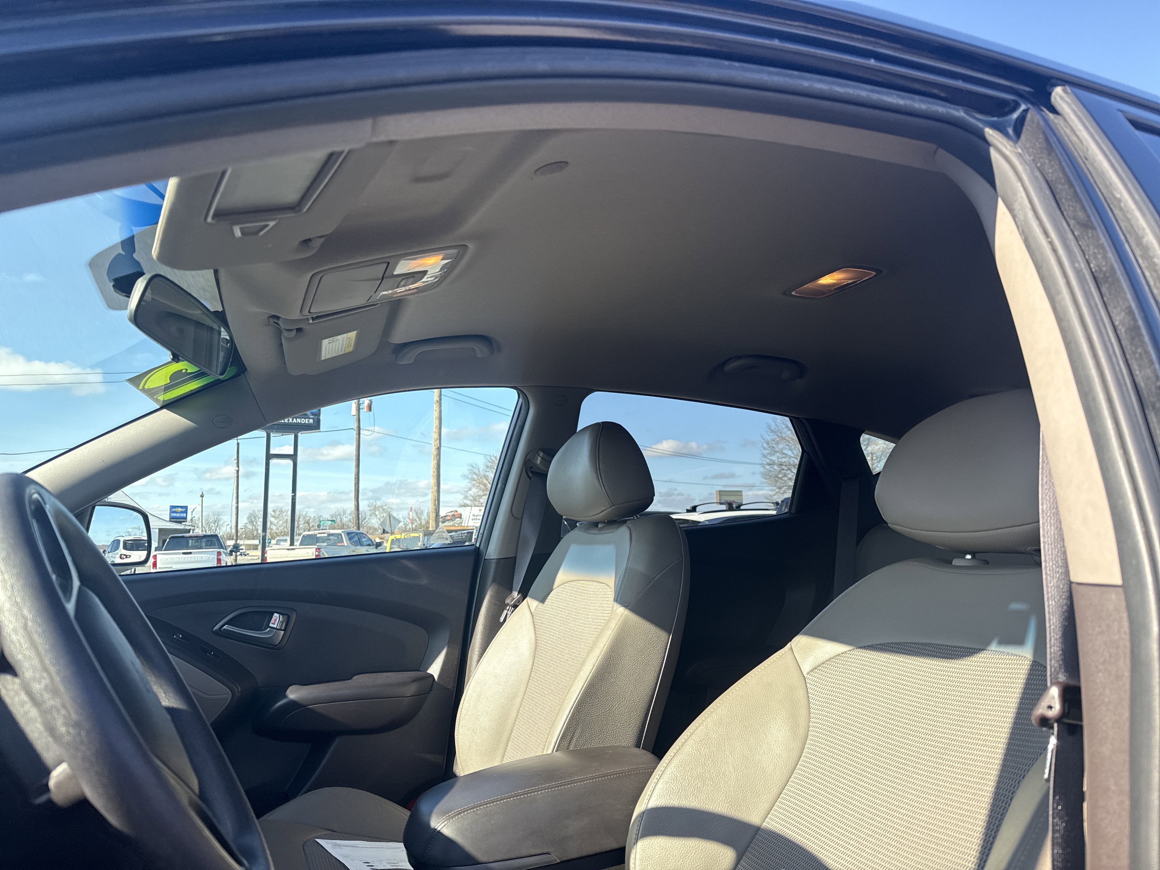 Used 2015 Hyundai Tucson GLS w/ Option Group 02 image 30