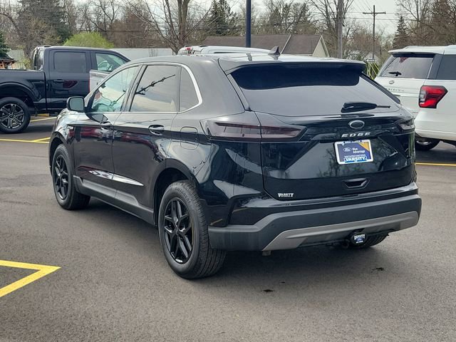 Certified 2024 Ford Edge SEL w/ Convenience Package AWD/4WD image 3