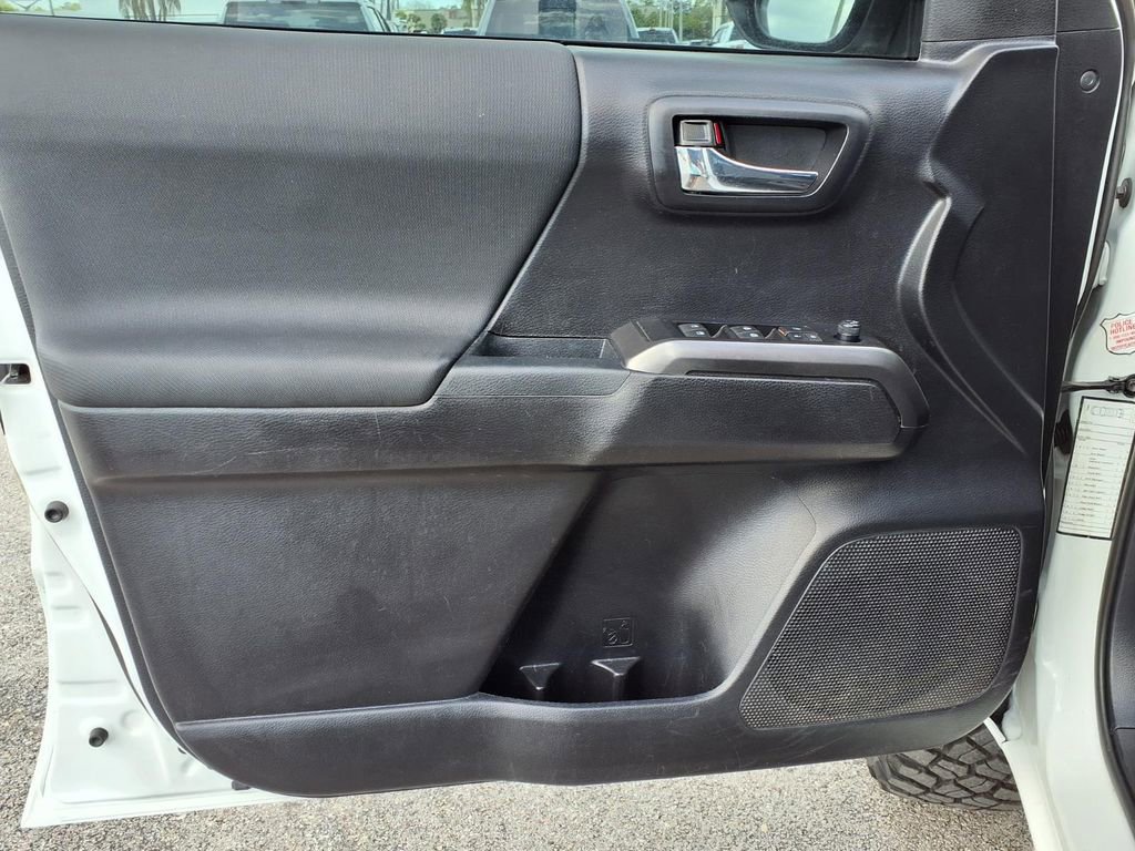 Used 2021 Toyota Tacoma TRD Off-Road w/ Technology Package image 24