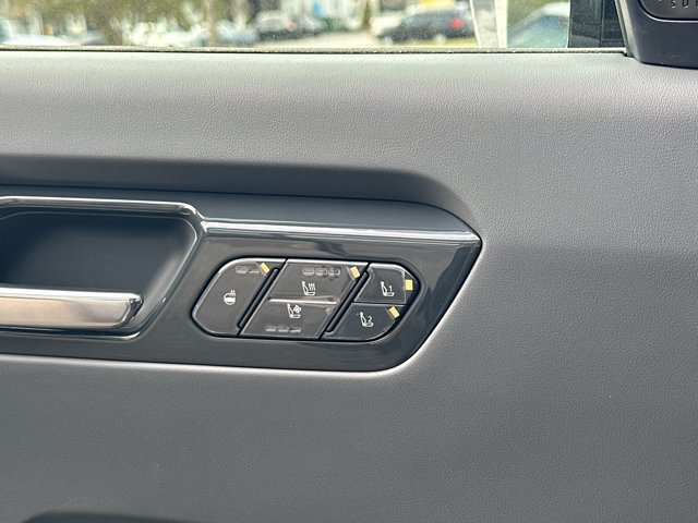 New 2027 Kia EV9 Land AWD/4WD image 16