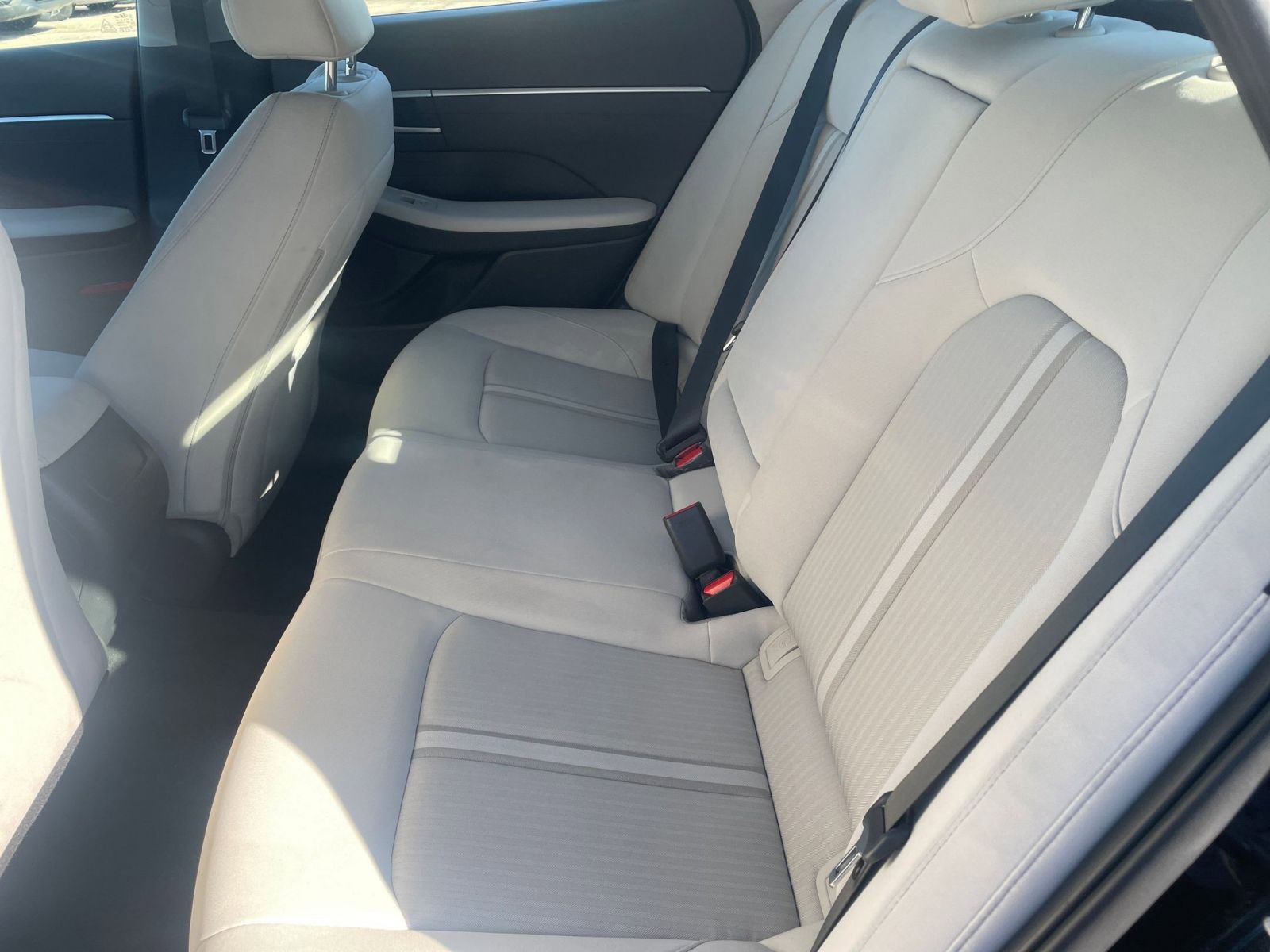 Used 2025 Hyundai Sonata SEL FWD image 25