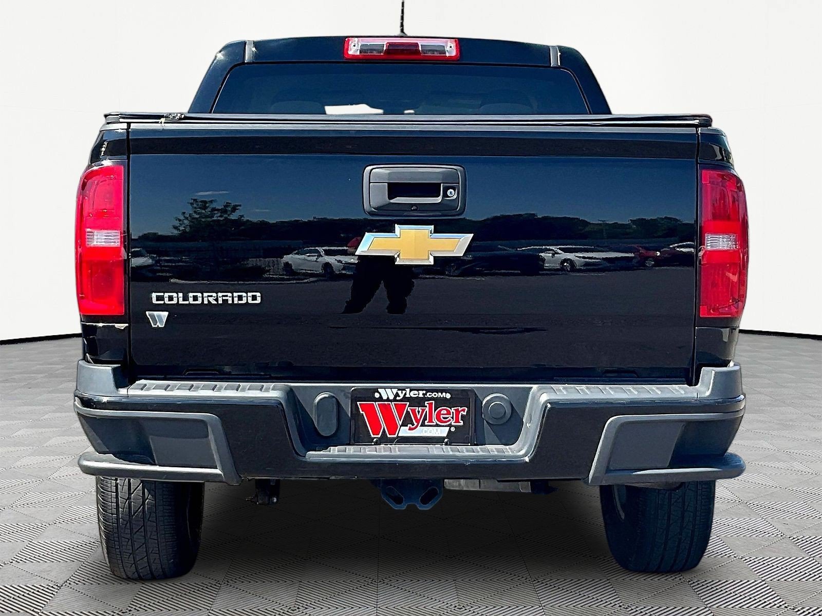 Used 2016 Chevrolet Colorado W/T w/ WT Convenience Package RWD image 5