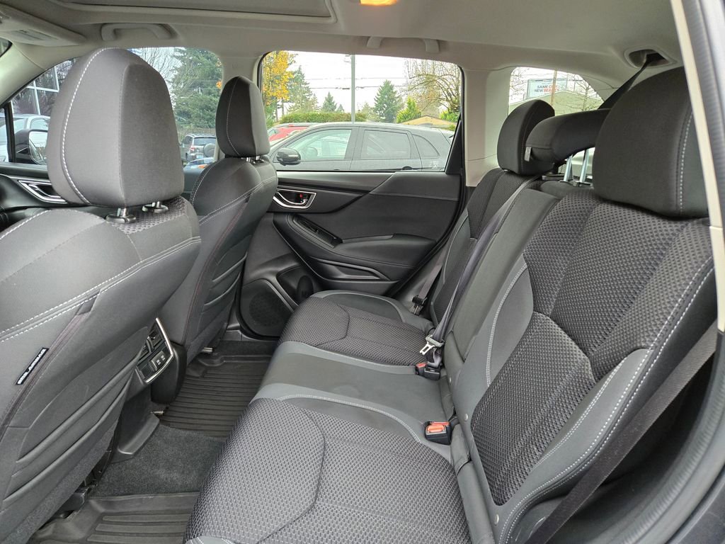 Used 2021 Subaru Forester Premium image 14