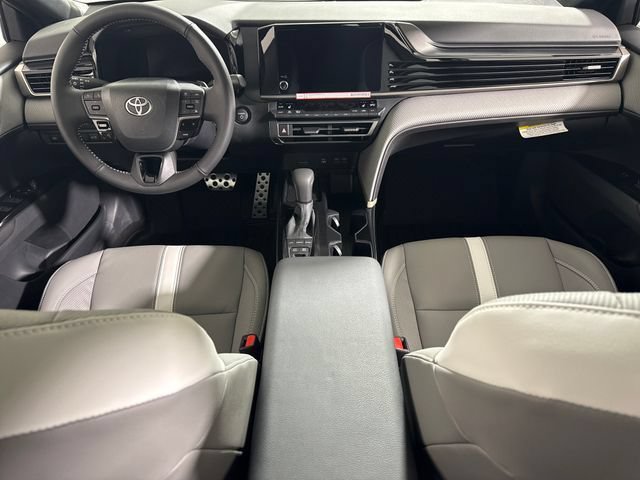 New 2026 Toyota Camry Hybrid FWD image 15