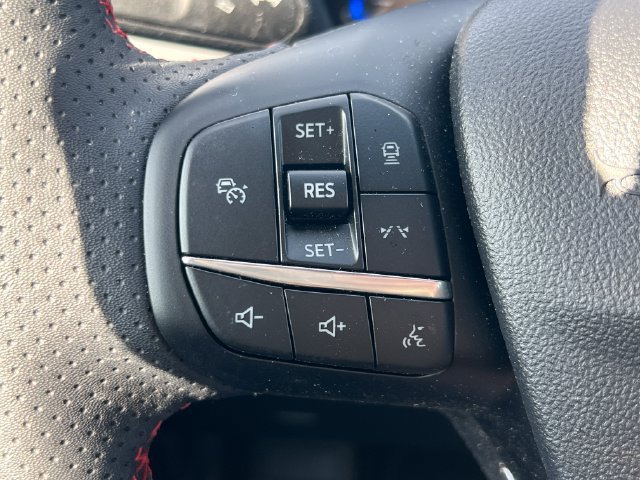Used 2024 Ford Escape ST-Line w/ Tech Pack #1 AWD/4WD image 26