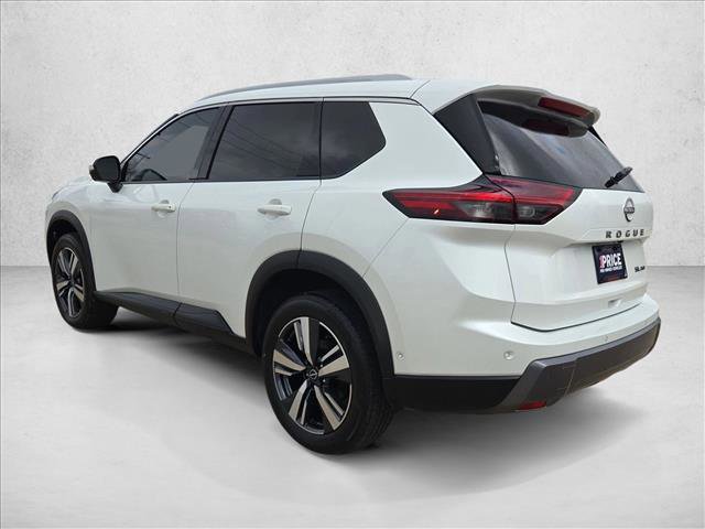 Used 2024 Nissan Rogue SL image 8