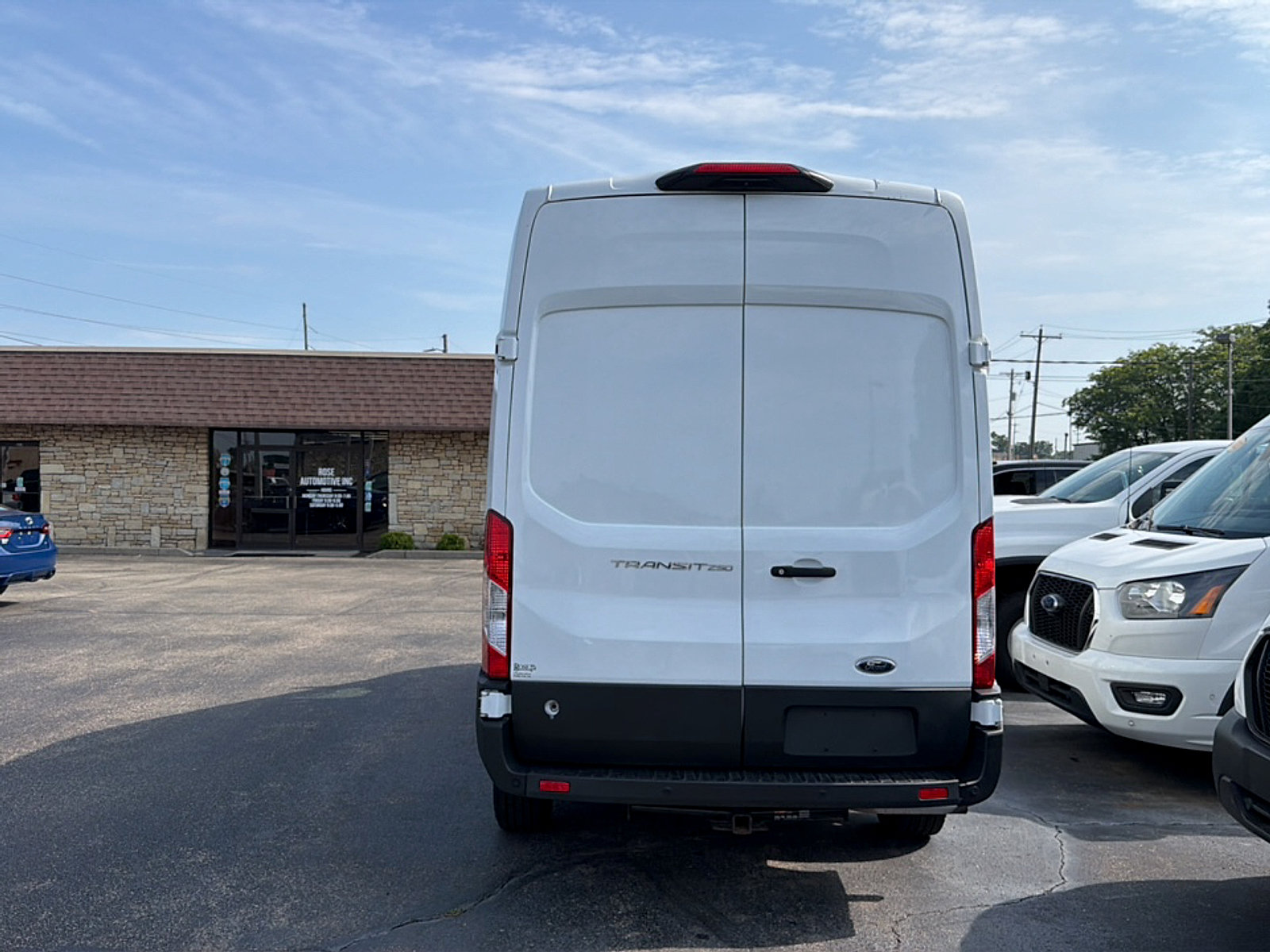 Used 2023 Ford Transit 250 148 High Roof RWD image 7