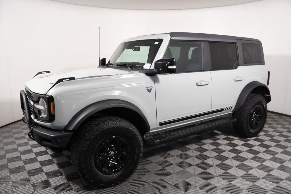 Used 2021 Ford Bronco First Edition AWD/4WD image 2