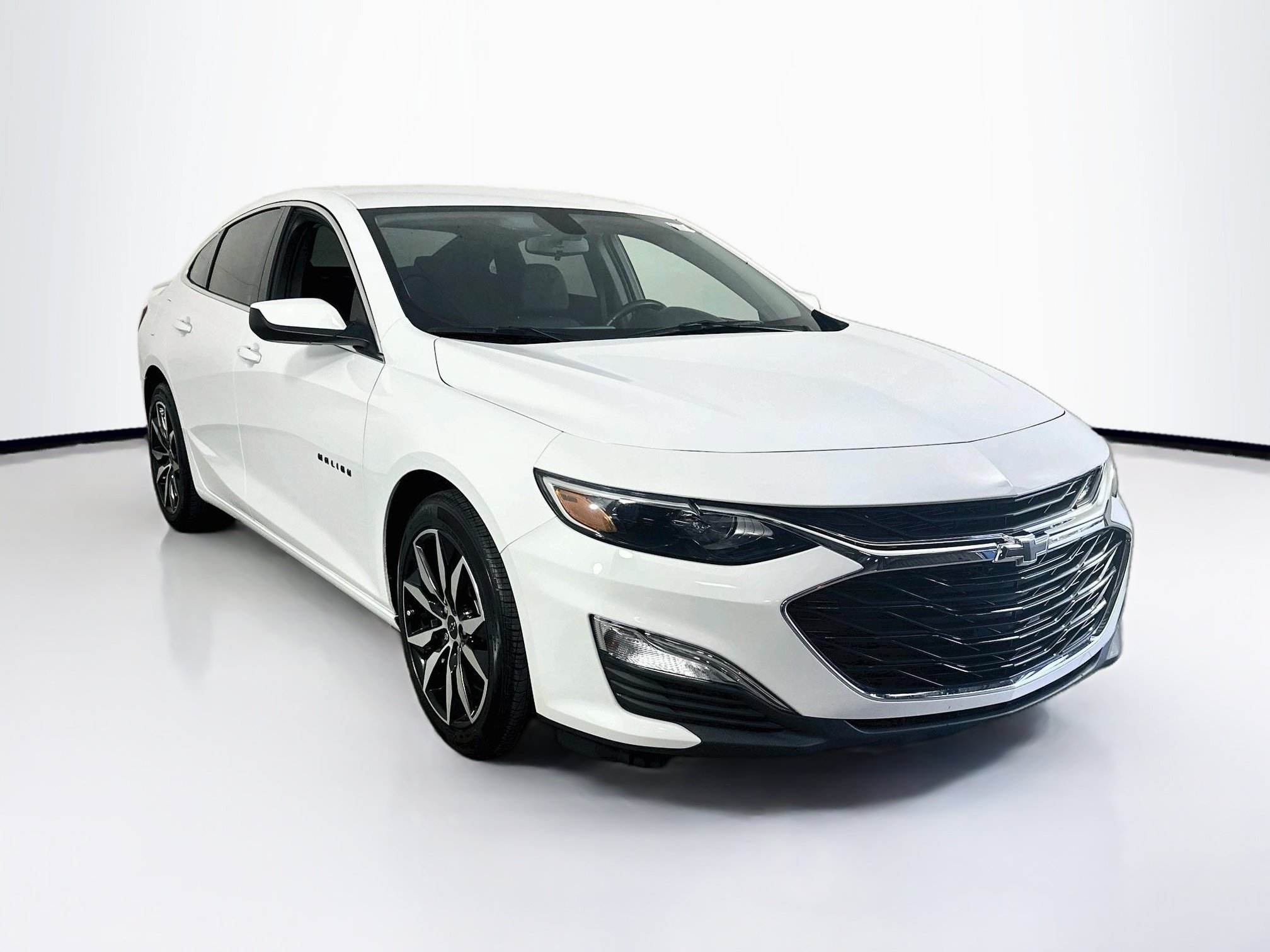 Used 2022 Chevrolet Malibu RS w/ LPO, Convenience Package 1 FWD image 3