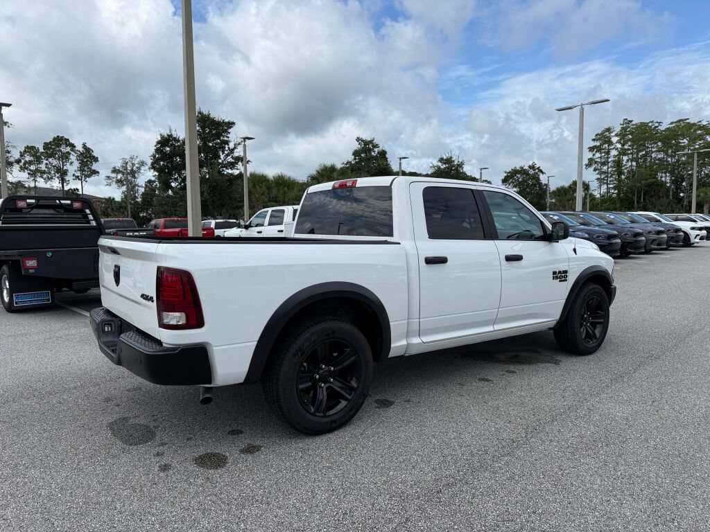 Used 2024 RAM 1500 Warlock RWD image 3