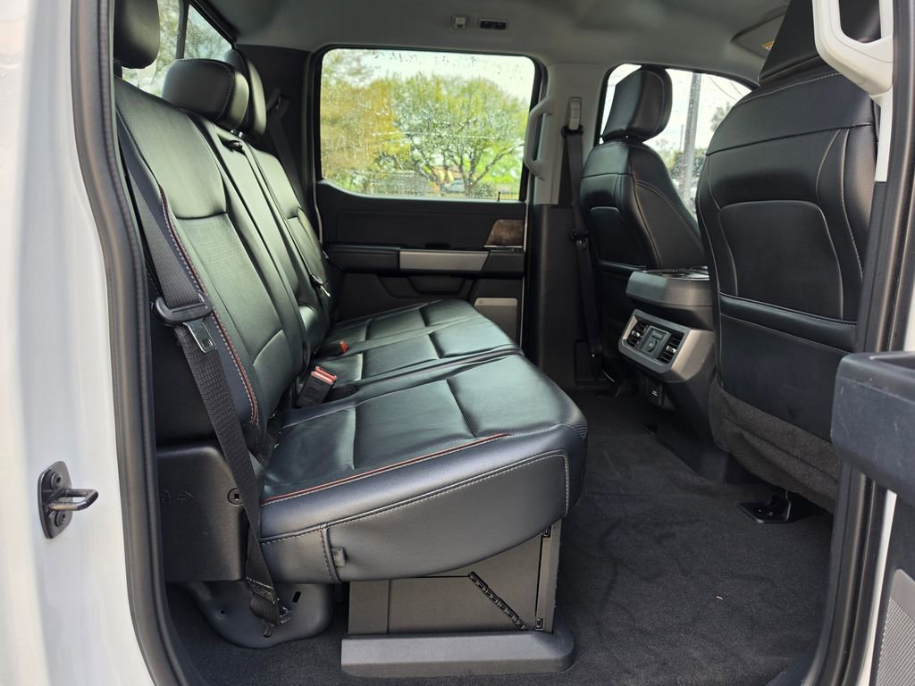 Used 2024 Ford F250 Lariat image 40