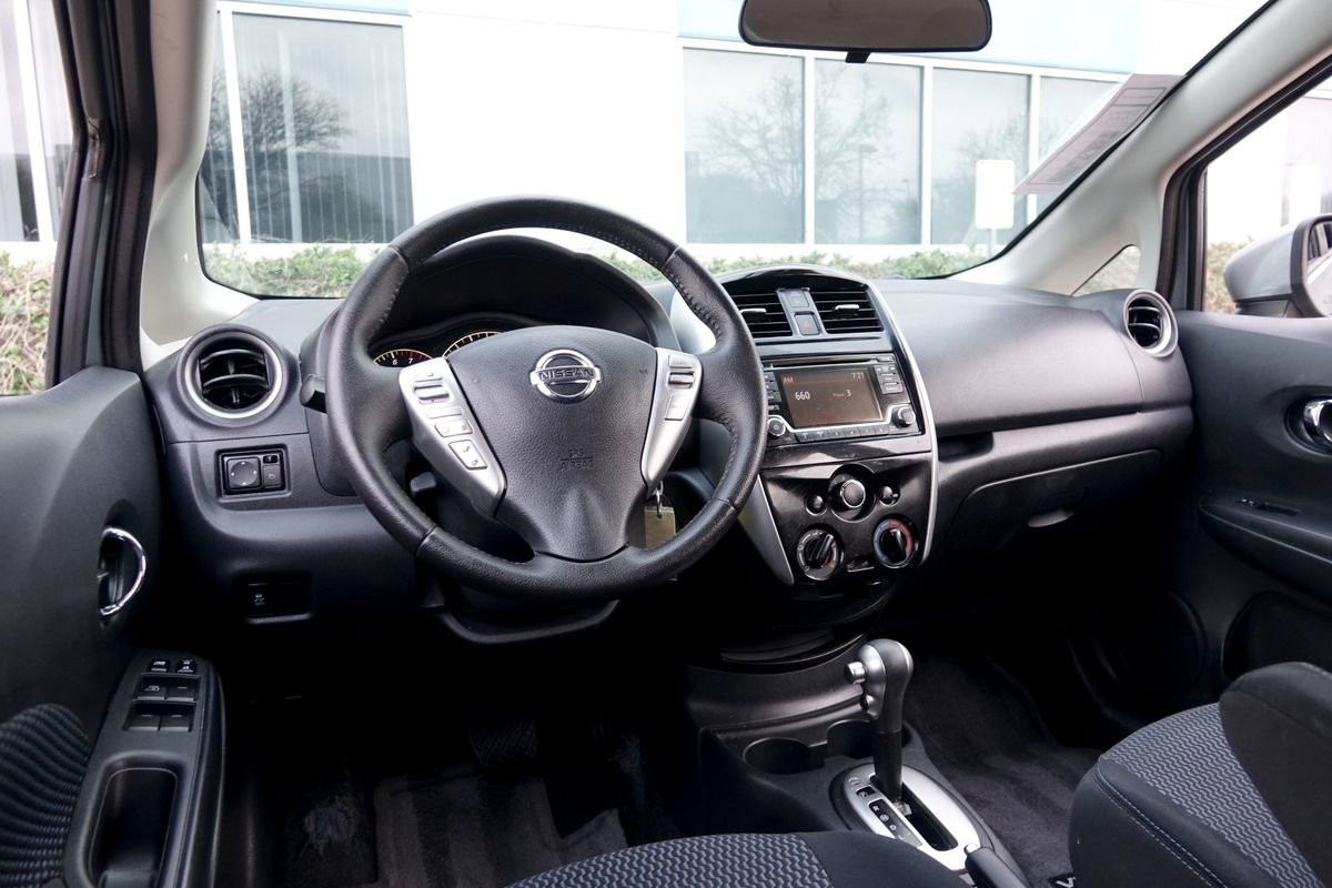 Used 2015 Nissan Versa Note SV w/ SV Convenience Package image 5