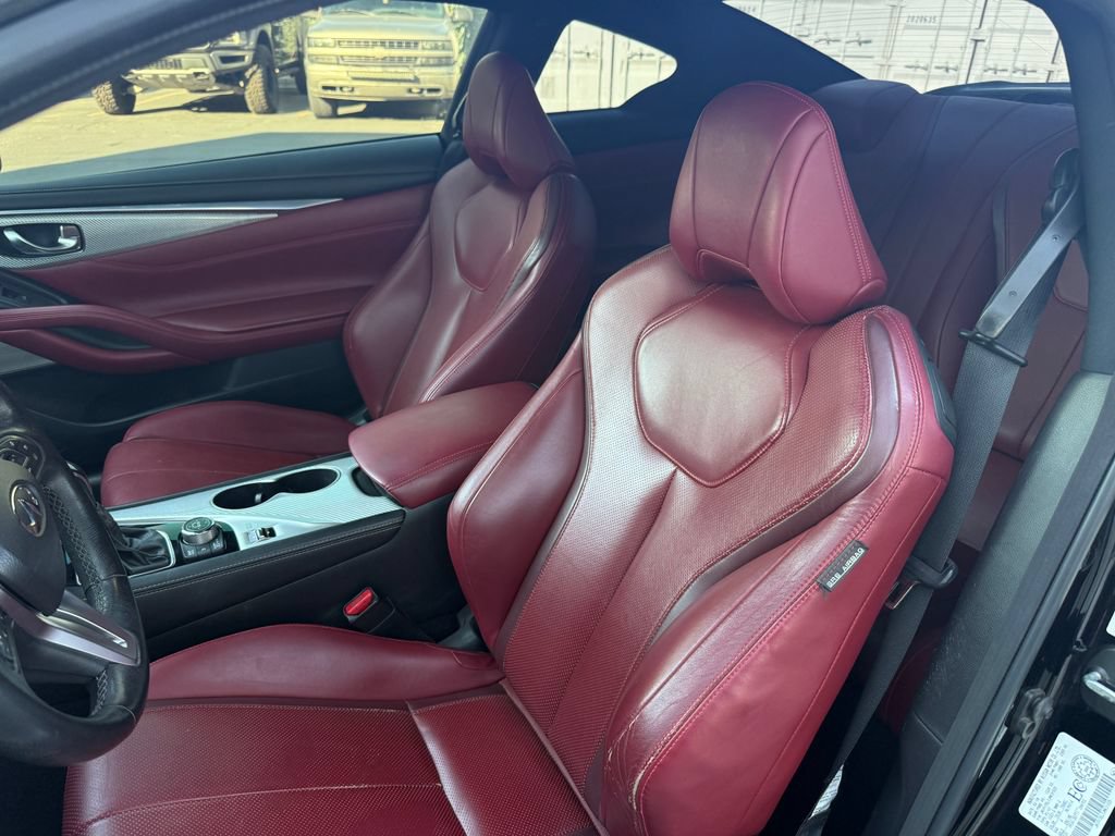 Used 2018 INFINITI Q60 Red Sport 400 AWD/4WD image 21