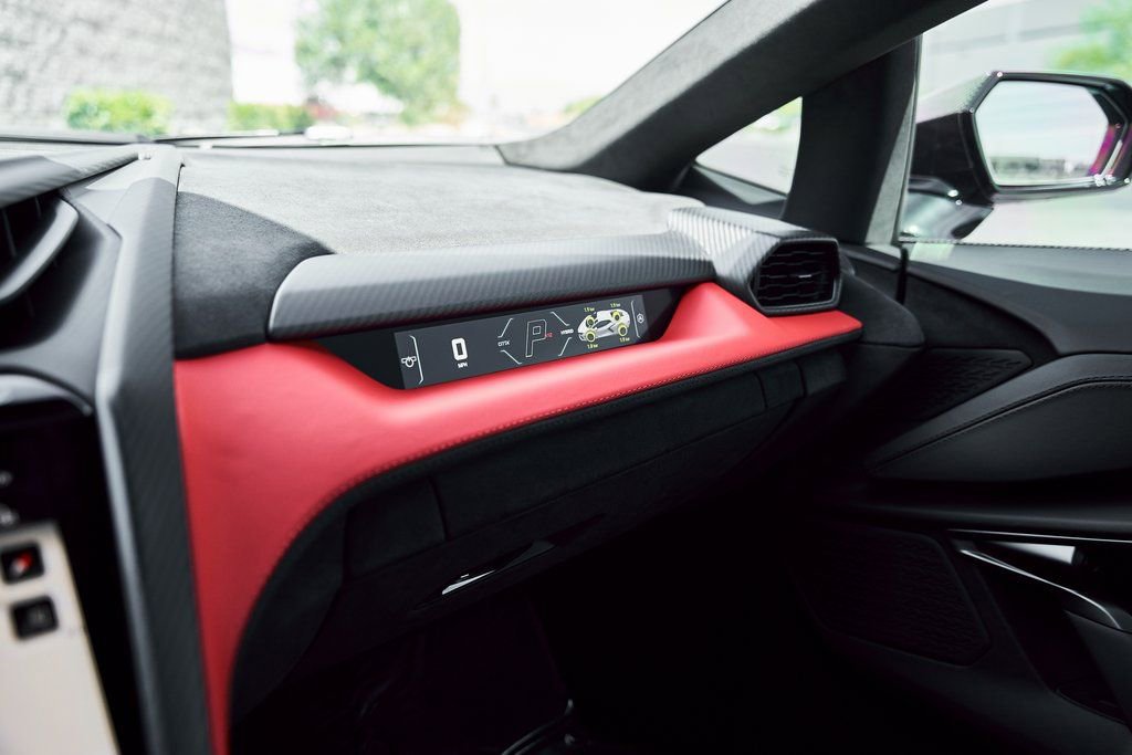 Used 2025 Lamborghini Revuelto image 71