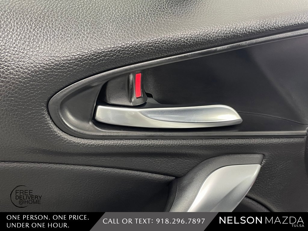 Used 2020 FIAT 124 Spider Classica w/ Technology Group image 19