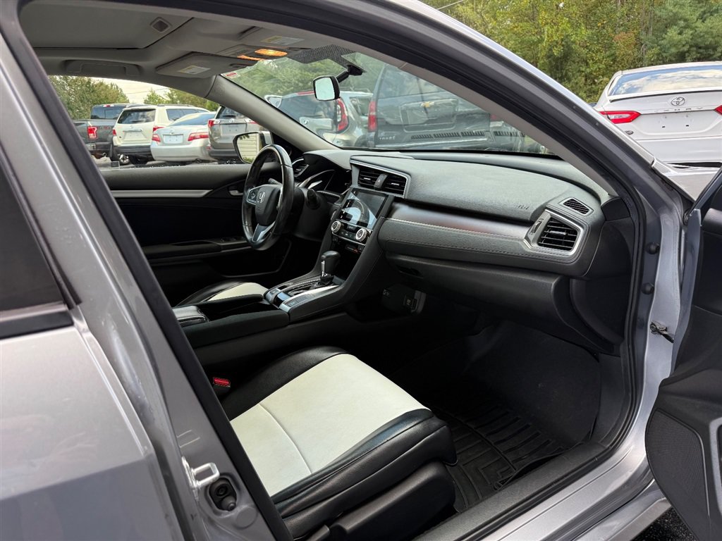 Used 2018 Honda Civic EX-T image 14
