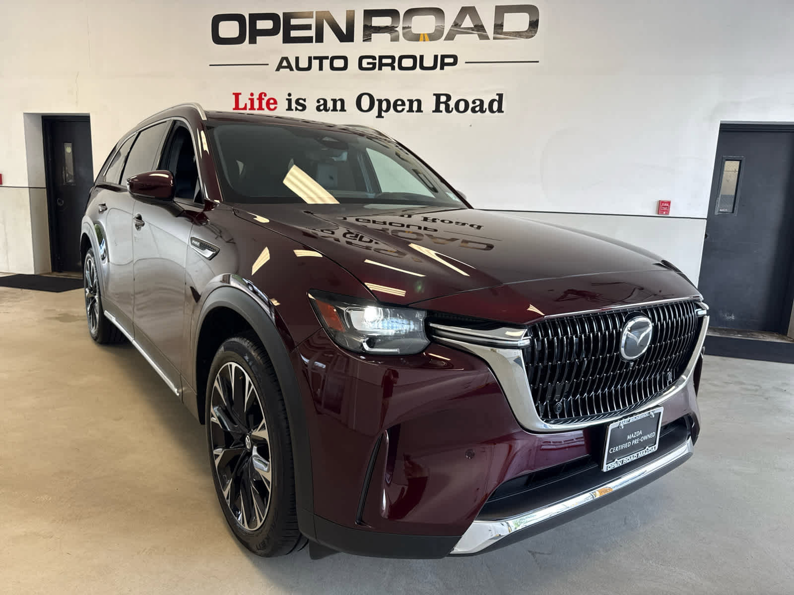 Certified 2025 MAZDA CX-90 Plug-In Hybrid w/ Premium Plus image 3