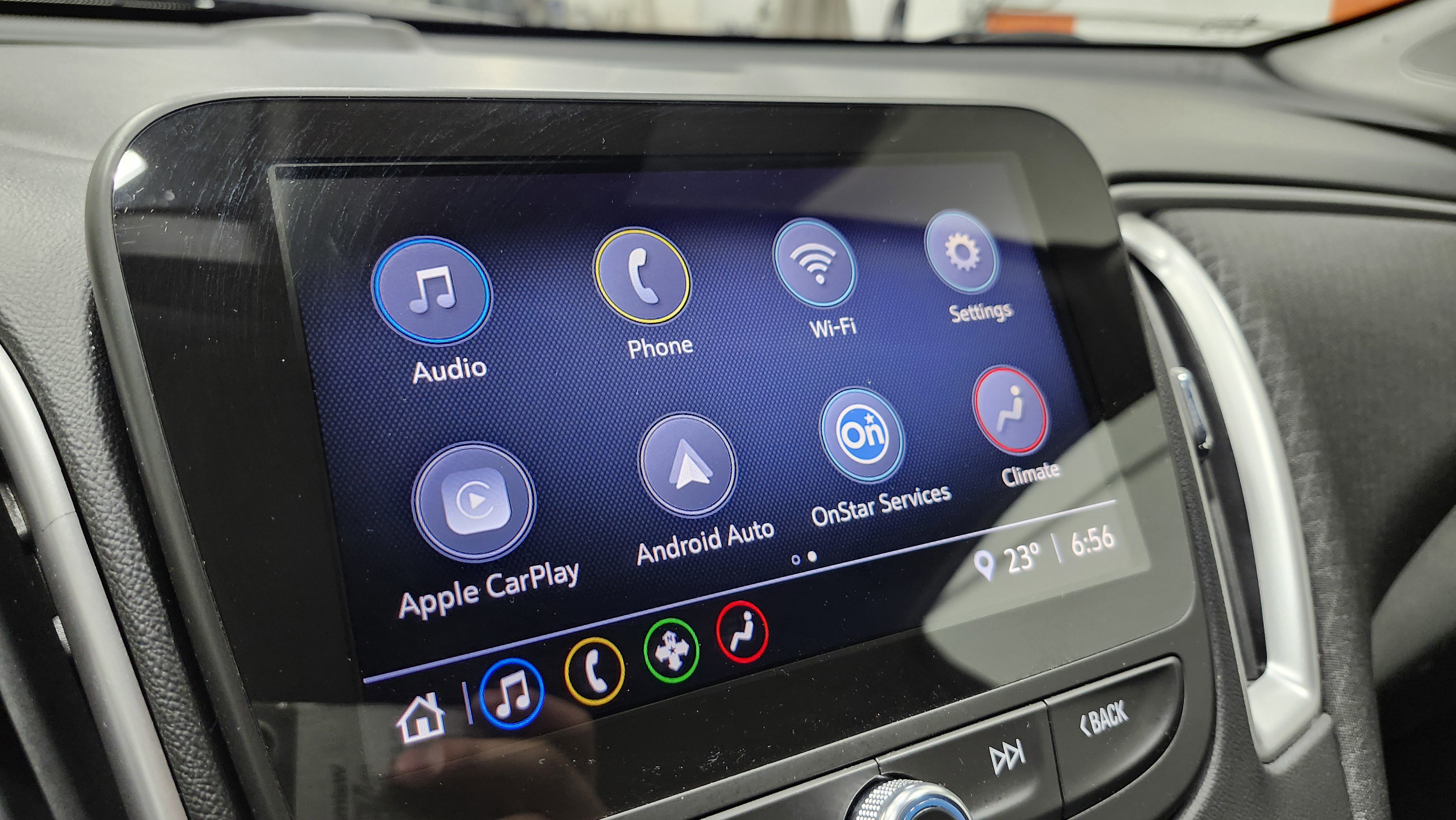 Used 2022 Chevrolet Malibu LT image 4