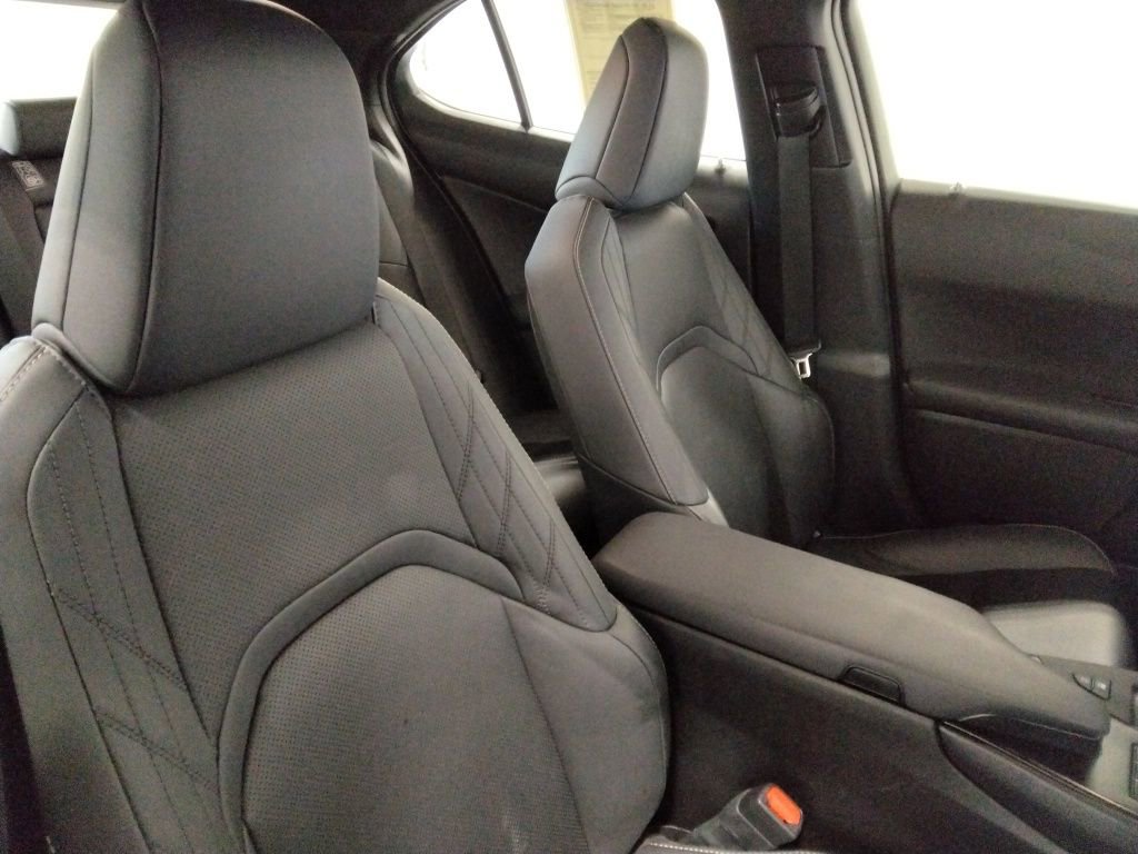 Used 2023 Lexus UX 250h AWD w/ Accessory Package (Z2) image 41