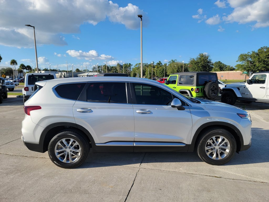 Used 2020 Hyundai Santa Fe SE FWD image 6