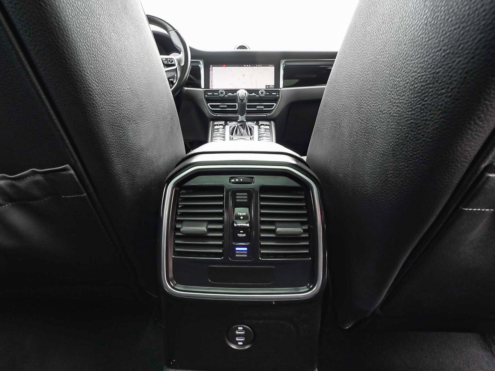 Used 2021 Porsche Macan S AWD/4WD image 40
