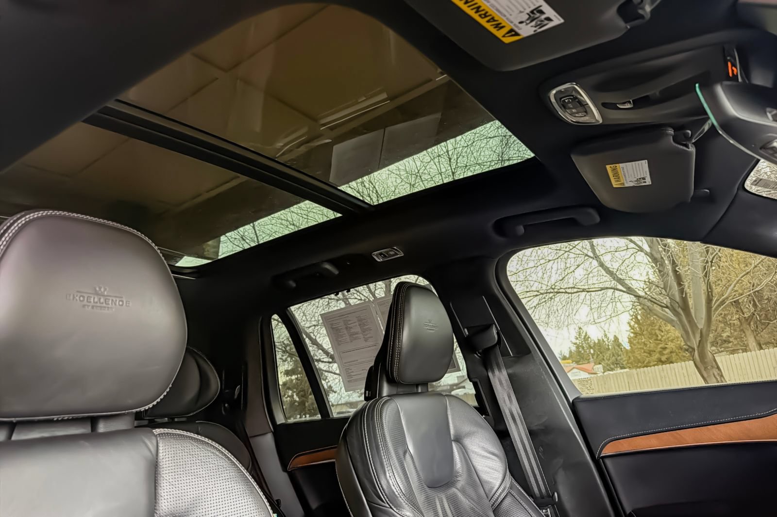 Used 2017 Volvo XC90 T8 Excellence AWD/4WD image 16