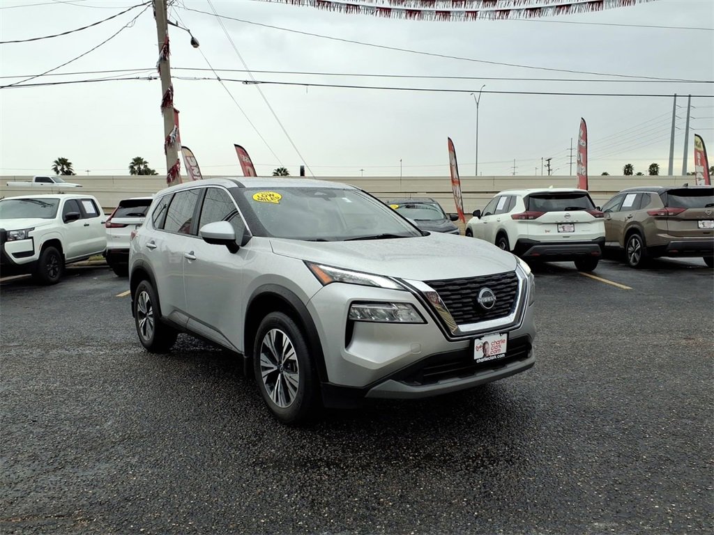 Used 2023 Nissan Rogue SV image 6