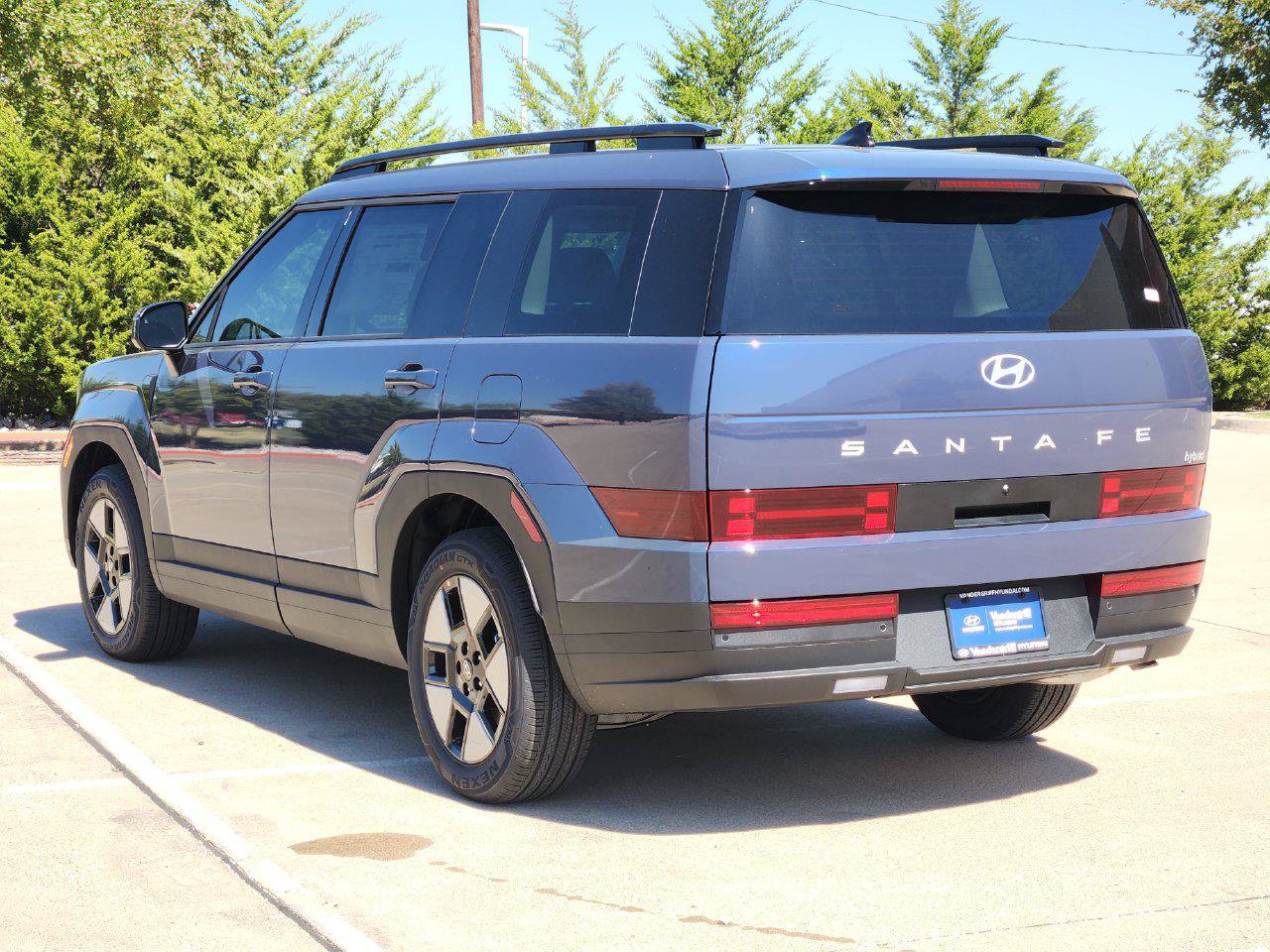 New 2027 Hyundai Santa Fe SEL FWD image 3