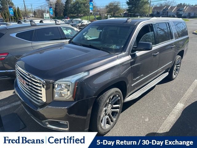 Used 2017 GMC Yukon XL SLT w/ Premium Edition image 3