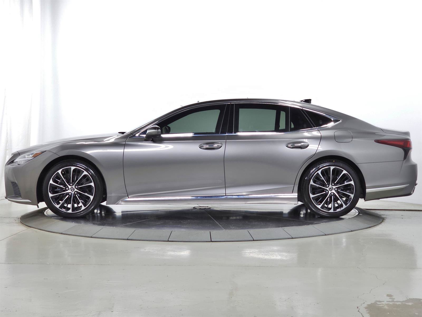 Used 2021 Lexus LS 500 AWD w/ Luxury Package image 5