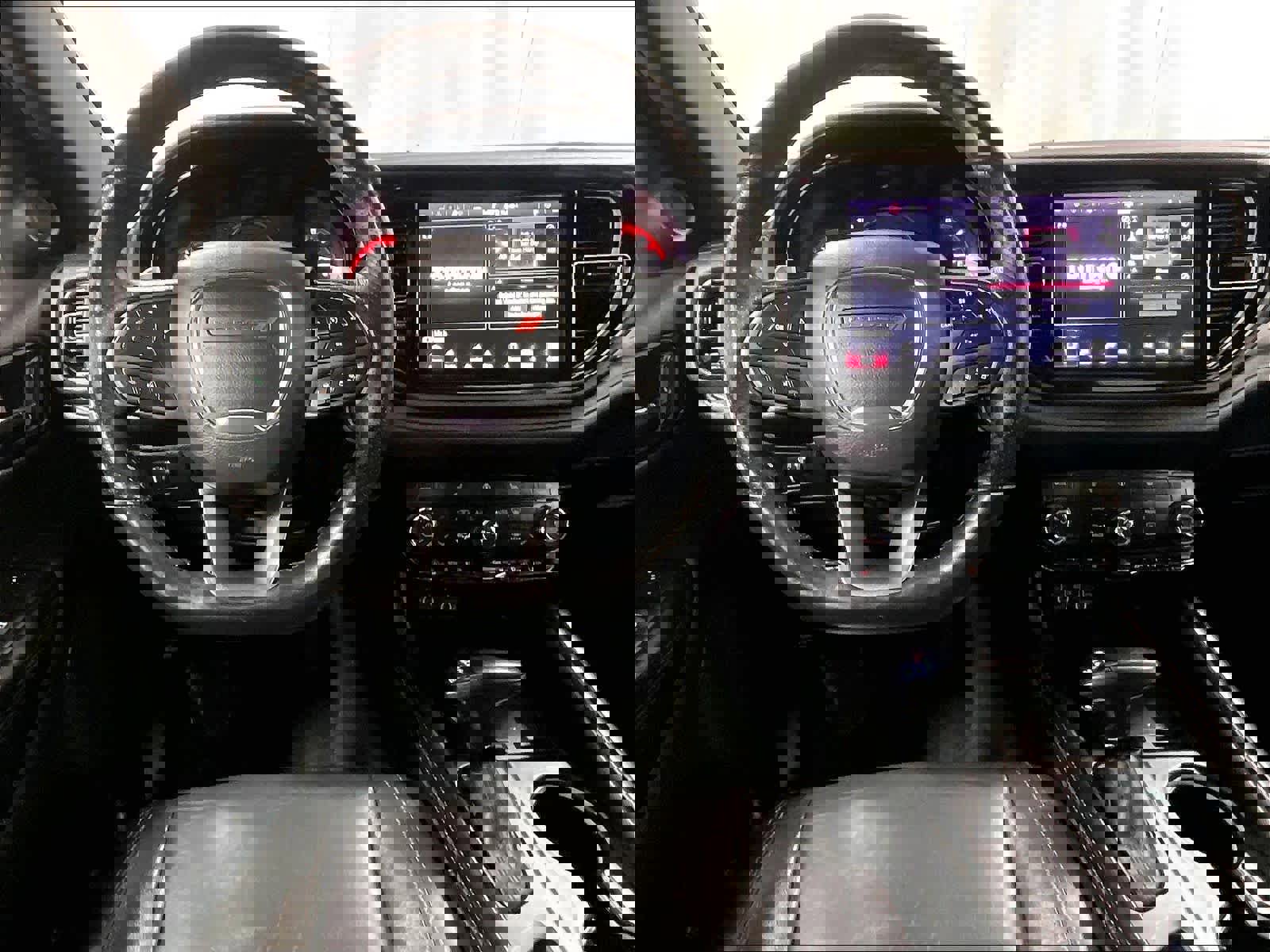 Used 2022 Dodge Durango GT image 18