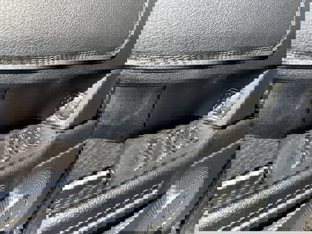 Used 2021 Ford Expedition Limited AWD/4WD image 13