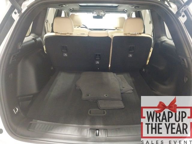 Used 2023 Jeep Grand Cherokee Limited w/ Luxury Tech Group II image 30