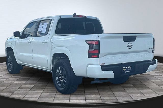 Used 2025 Nissan Frontier SV AWD/4WD image 4