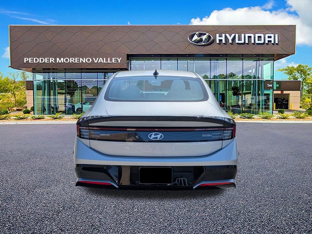 Certified 2025 Hyundai Sonata SEL image 4
